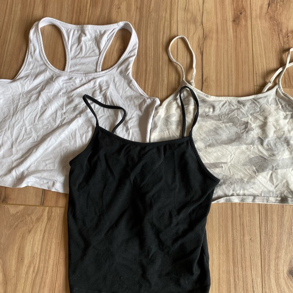 Crop tops